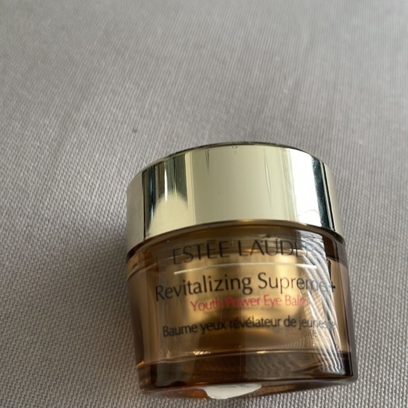 Revitalizing Supreme+ Youth Power Eye Balm - Picture 8 of 9